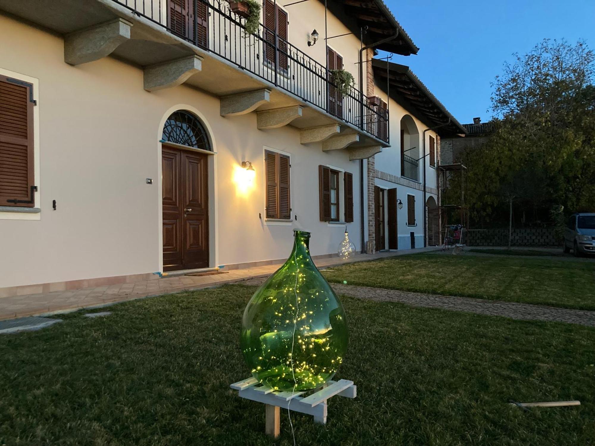 Casa Vacanze Martina Castagnole delle Lanze Eksteriør bilde